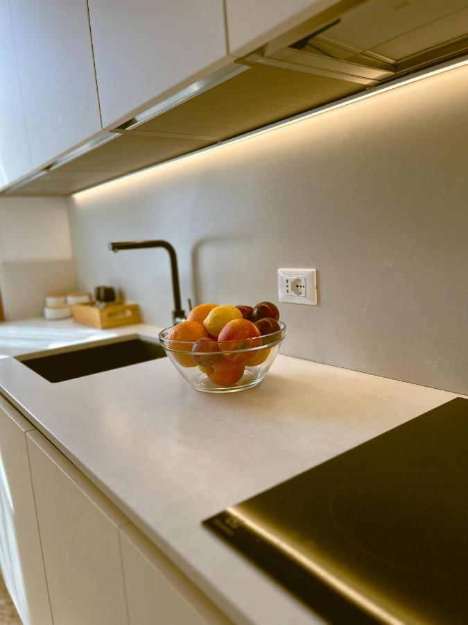 Splendid “true Apartment” Overlooking Water * Venecia
